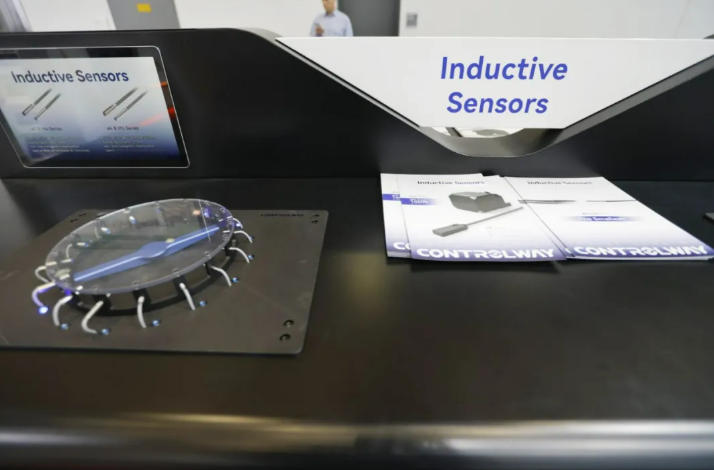 ScreenShot_2025-12-08_131554_640 ScreenShot_2025-12-08_131554_640